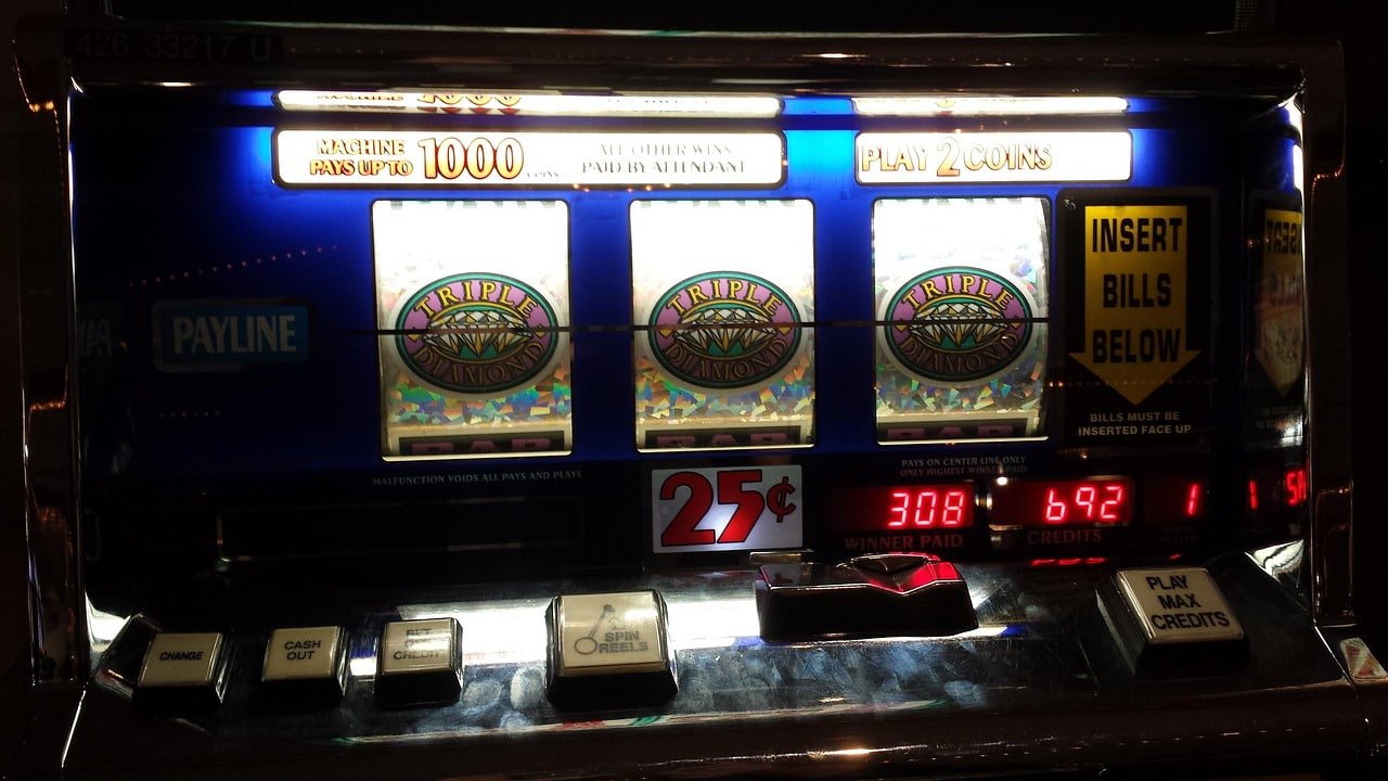pr777 slot online game catalog showing themed video slots and classic reel titles